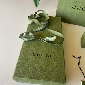 New Gucci bax 🎁🎁🎁🎁❤️❤️❤️❤️